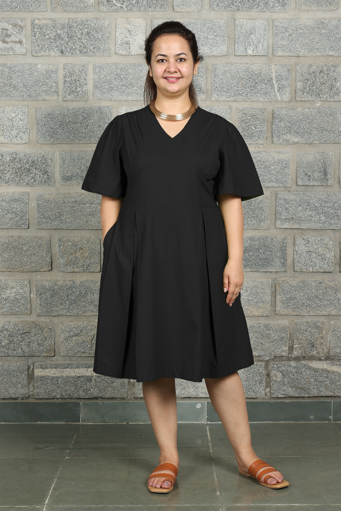 V Neck Box Pleated Cotton Black Dress