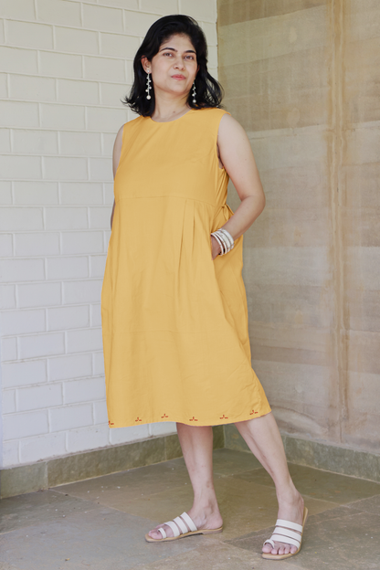 Round Neck Sleeveless Pleated Ochre Yellow Dress with Embroidery