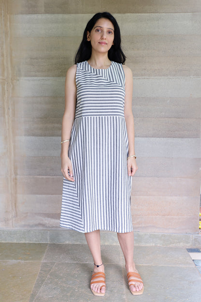 Striped Sleeveless Boat Neck Dress in Off White and Black