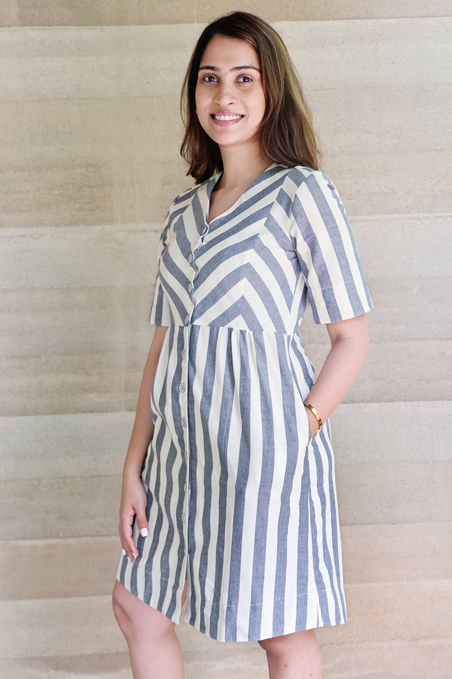 Zigzagged Striped V Neck Off White and Indigo Dress