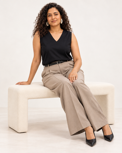 Black Elevated Ease Top