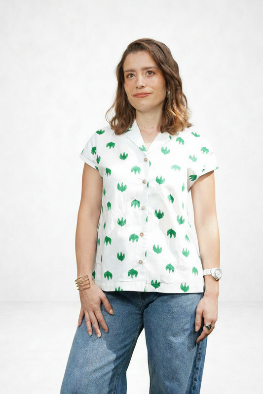 Blue to Green Leaf Print - Full Shot